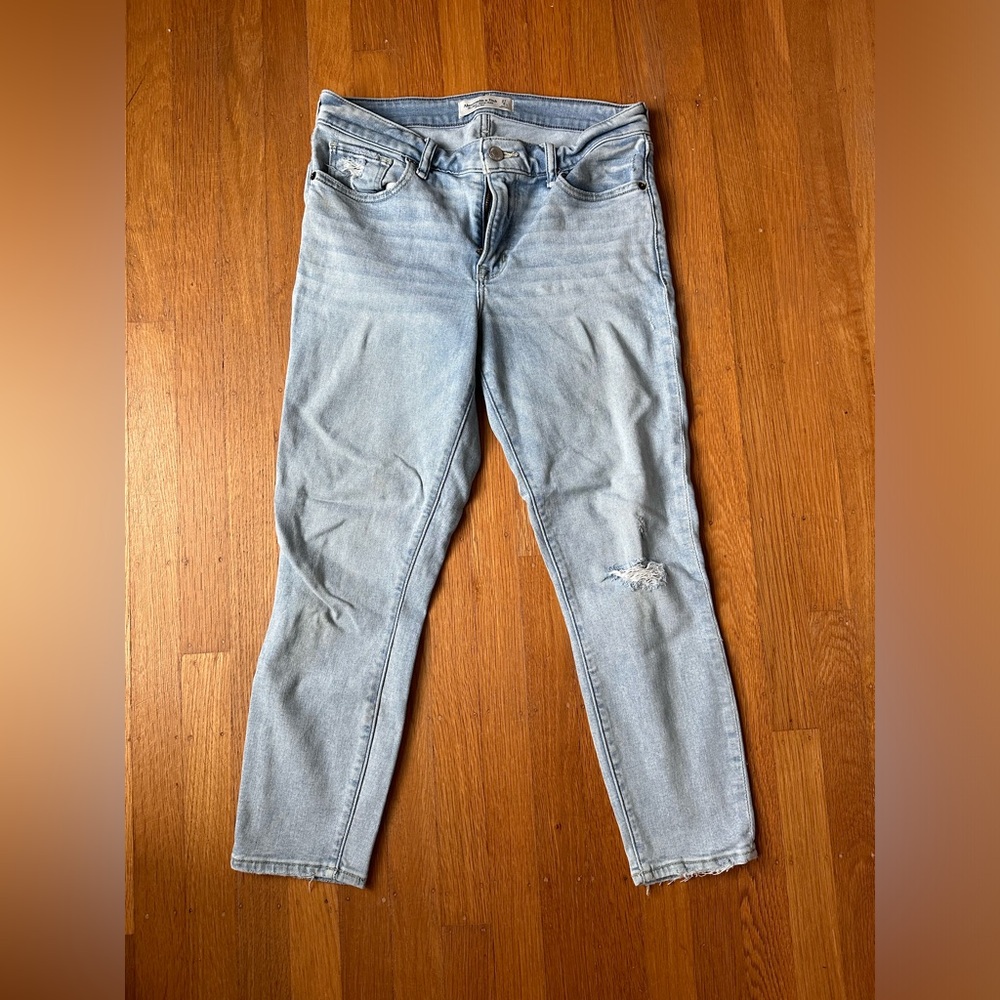 Abercrombie Light Wash